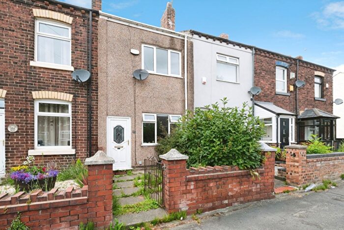 2 Bedroom Terraced House For Sale In Common Road, Newton-Le-Willows, Merseyside, WA12
