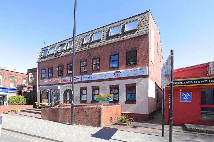 2 Bedroom Flat To Rent In High Street, Ponders End, EN3