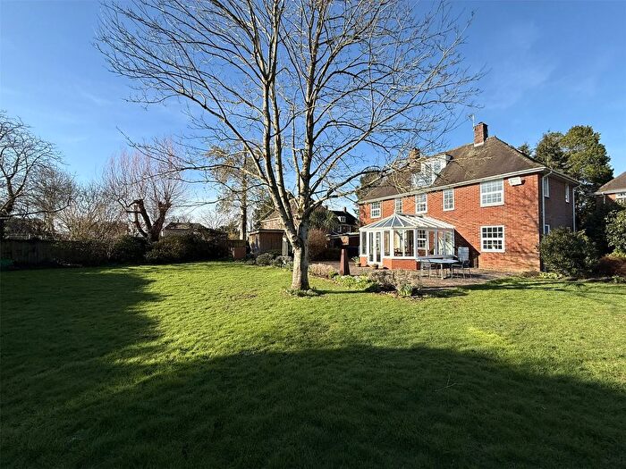 4 Bedroom Detached House For Sale In Topsham, Devon, EX3