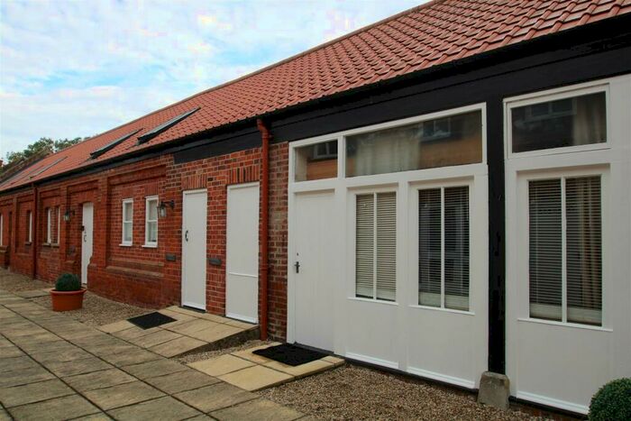1 Bedroom Maisonette To Rent In Saling Grove, Great Saling, Braintree, CM7