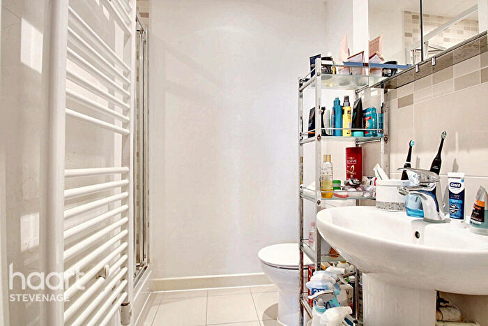 4 Bedroom Semi-Detached House For Sale In Glanville Crescent, Stevenage, SG1