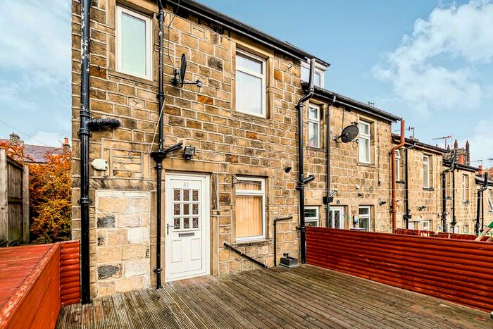 2 Bedroom Terraced House To Rent In Caister Grove, Keighley, West Yorkshire, BD21