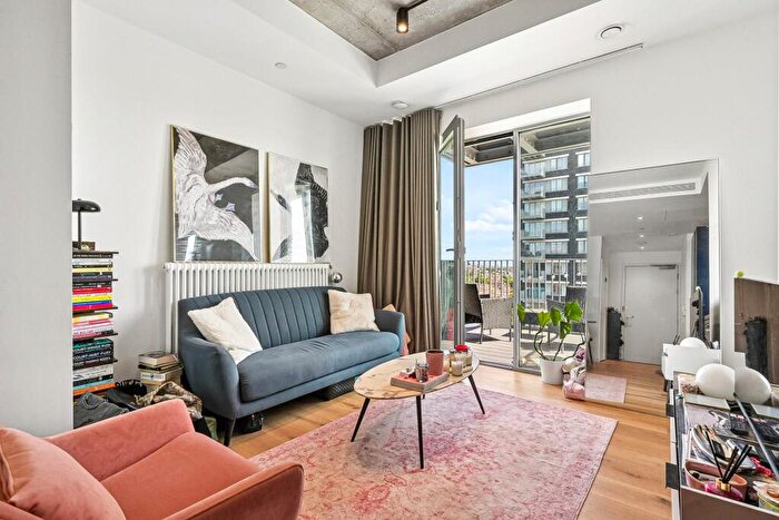 Apartment For Sale In Rendel House, Goodluck Hope, E14