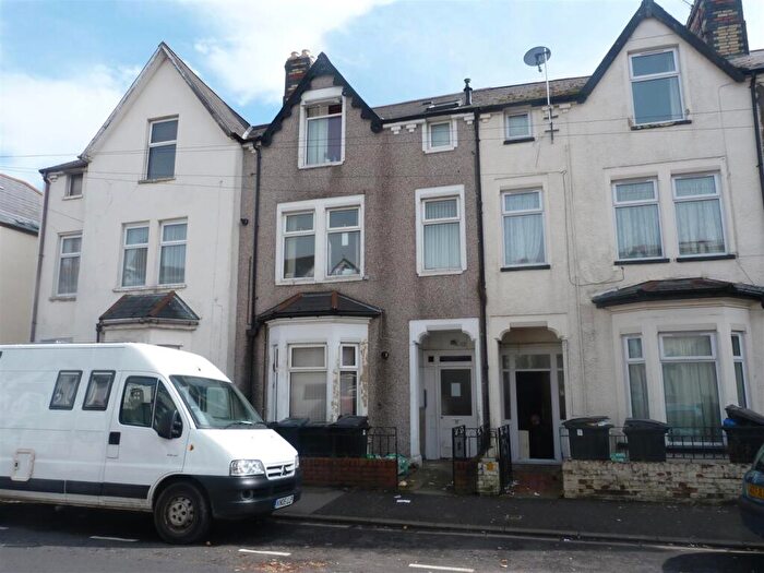 1 Bedroom Flat To Rent In Northcotte Street, Cathays, CF24