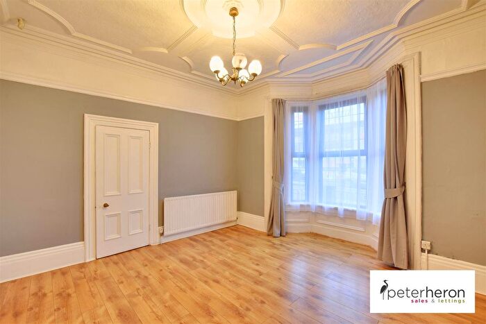 3 Bedroom End Of Terrace House For Sale In Newcastle Road, Fulwell, Sunderland, SR5