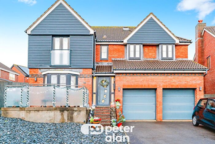 6 Bedroom Detached House For Sale In Rhodfar Mor, Rhoose, Barry, CF62