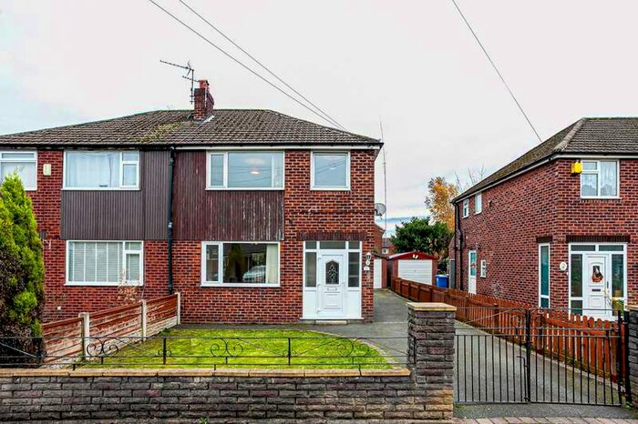 3 Bedroom Semi-Detached House To Rent In Daniel Adamson Avenue, Partington, Manchester, M31
