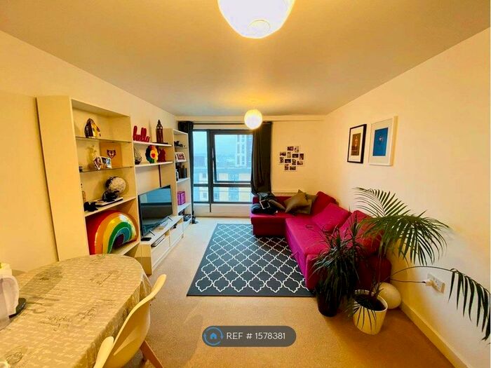 1 Bedroom Flat To Rent In Ebbett Court, London, W3