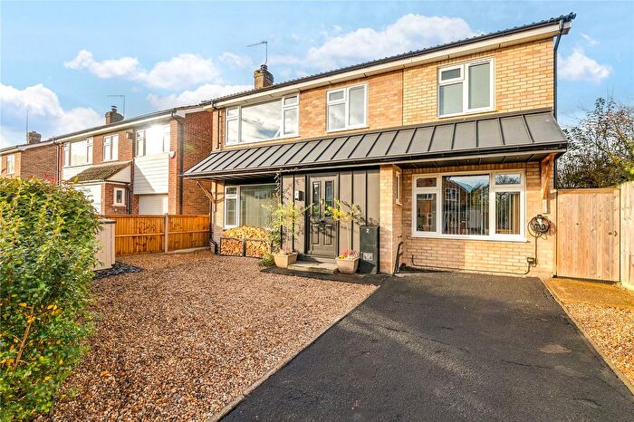 4 Bedroom Detached House For Sale In Deeping Close, Knebworth, Hertfordshire, SG3