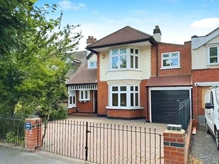 5 Bedroom Terraced House To Rent In Bressey Grove, London, E18