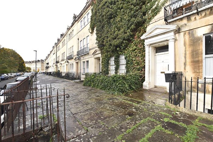 1 Bedroom Flat To Rent In Beaufort East, Bath, BA1