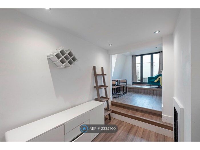 4 Bedroom Flat To Rent In Tooting, London, SW17