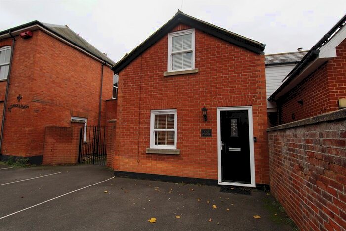 2 Bedroom Detached House To Rent In Constable Road, Felixstowe, IP11