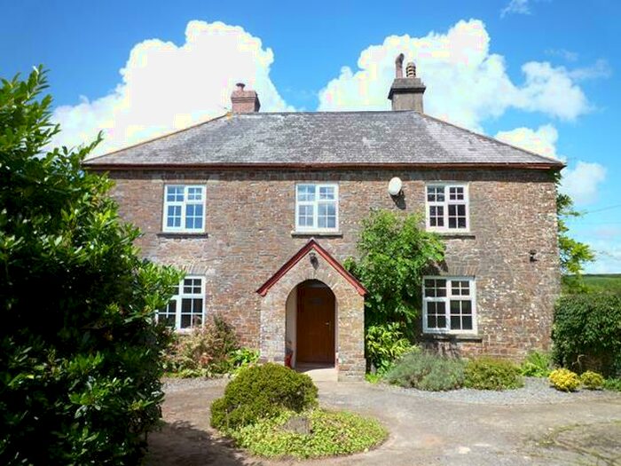 5 Bedroom Town House To Rent In Merton, Okehampton, EX20