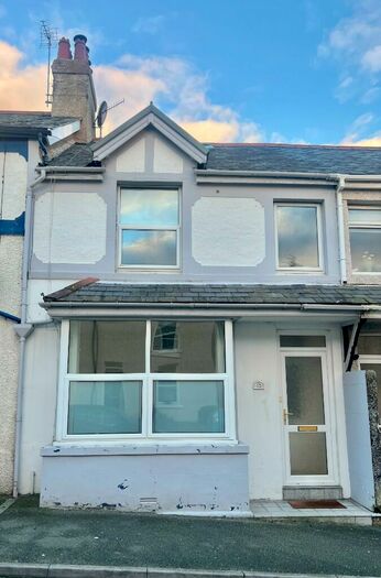 3 Bedroom Terraced House To Rent In Broad Street, Llandudno Junction, Conwy, LL31