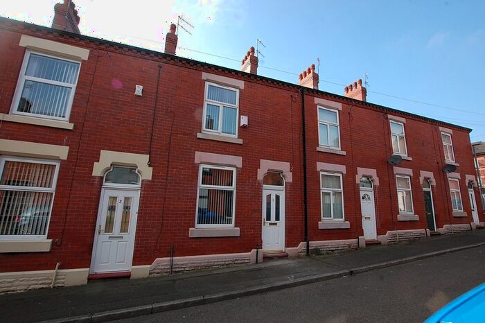 2 Bedroom Detached House To Rent In Adam Street, Ashton-Under-Lyne, Greater Manchester, OL6