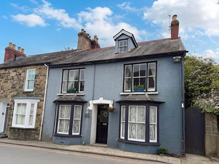 4 Bedroom End Of Terrace House For Sale In West Street, Newport, SA42