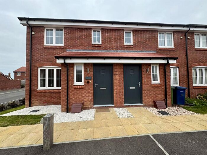3 Bedroom End Of Terrace House To Rent In Aster Close, Twigworth, Gloucester, GL2