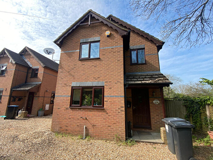 3 Bedroom Detached House To Rent In Wimborne Road, Bournemouth, BH11