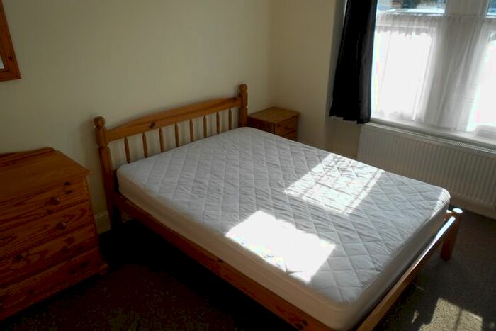 4 Bedroom Terraced House To Rent In Buller Road, Brighton, BN2