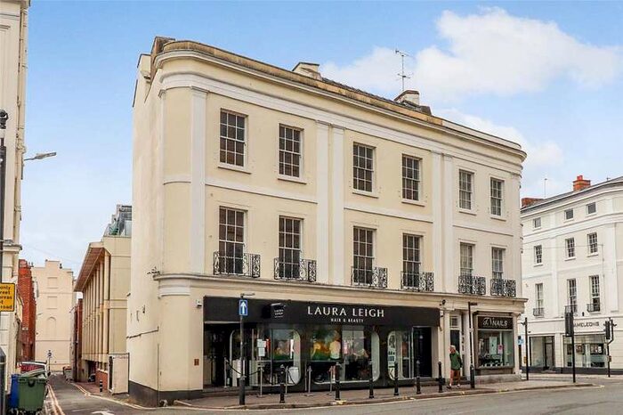 1 Bedroom Flat To Rent In Central Cheltenham GL50