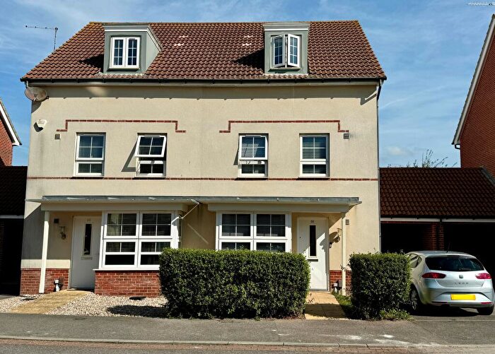 4 Bedroom Semi-Detached House To Rent In Quicksilver Street, Worthing, BN13