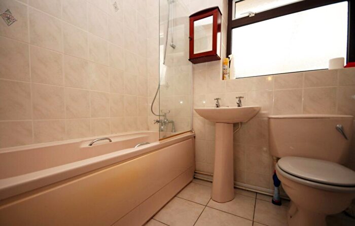 2 Bedroom Bungalow For Sale In Maes Salem, Amlwch, Isle Of Anglesey, LL68