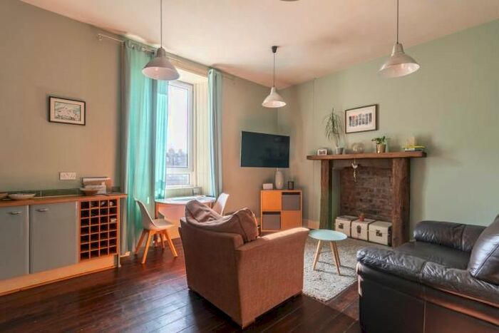 2 Bedroom Flat To Rent In Dalmeny Street, Edinburgh, EH6