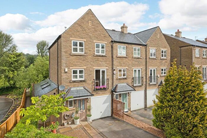 4 Bedroom Town House For Sale In Low Beck, Ilkley, LS29