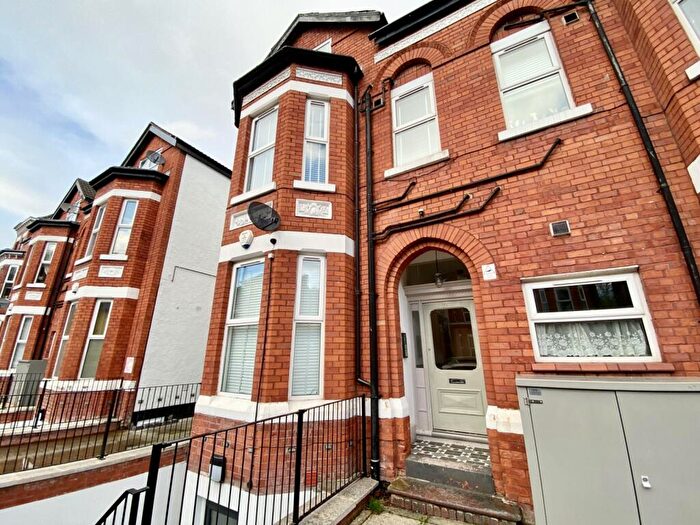 1 Bedroom Flat To Rent In Central Road, West Didsbury, Manchester, M20