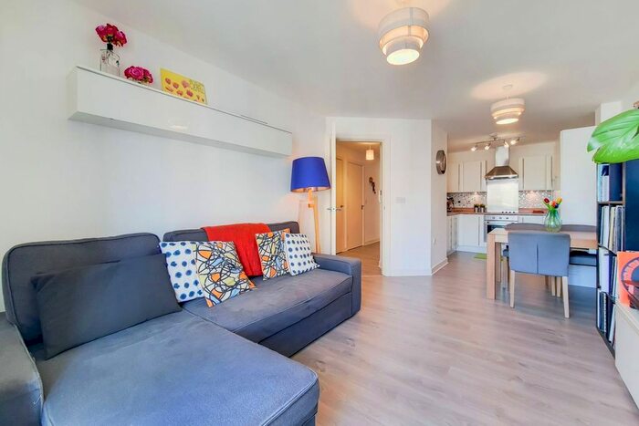 1 Bedroom Flat To Rent In Marine Street, Bermondsey, London, SE16