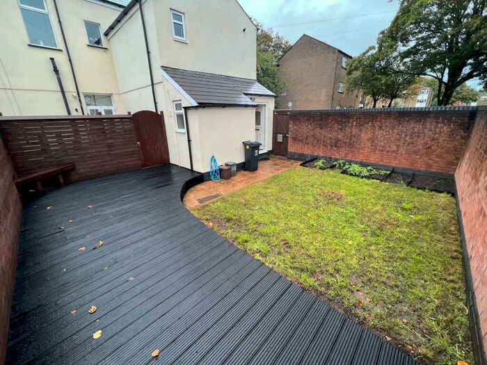 1 Bedroom Maisonette To Rent In Constellation Street, Adamsdown, Cardiff, CF24