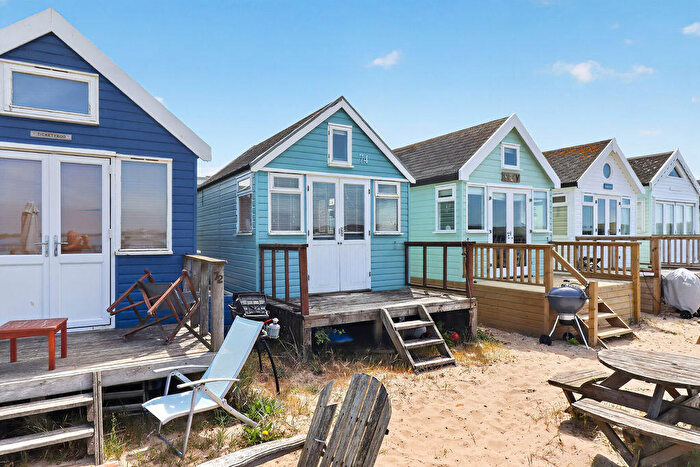 1 Bedroom Detached House For Sale In Mudeford Sand Spit, Christchurch Hut, BH23