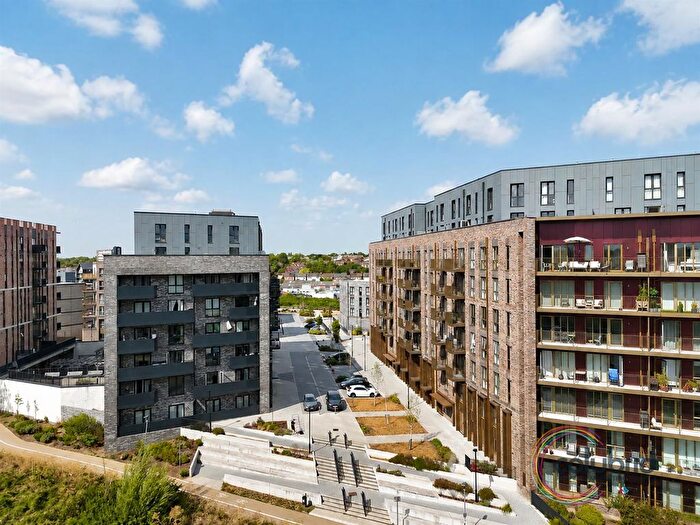 2 Bedroom Flat For Sale In Wharf Road, Chelmsford, CM2