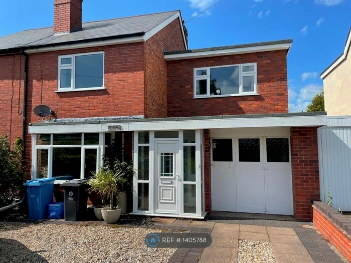 3 Bedroom Semi-Detached House To Rent In Langley Road, Wolverhampton, WV4