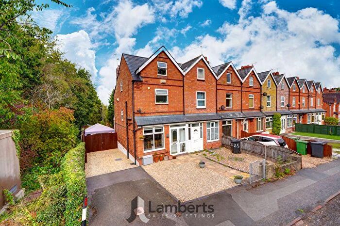 2 Bedroom End Of Terrace House For Sale In The Slough, Crabb Cross, Redditch, B97