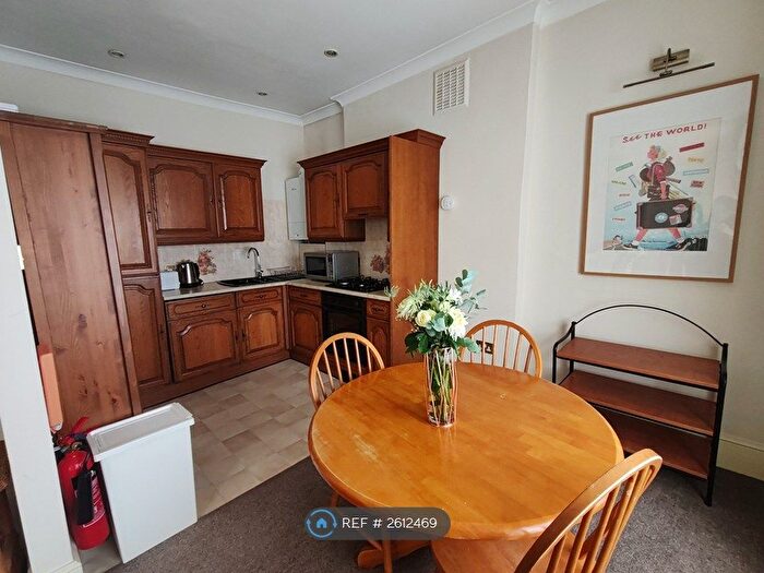 1 Bedroom Flat To Rent In Gloucester Place, London, W1U