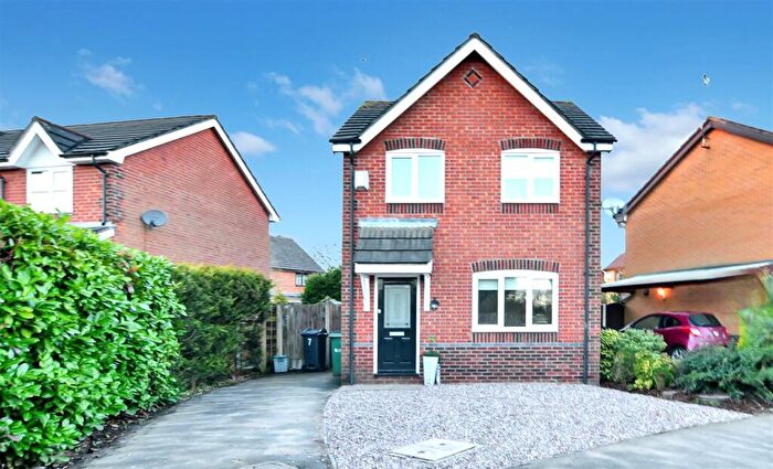 3 Bedroom Detached House For Sale In Fernleigh Close, Winsford, CW7