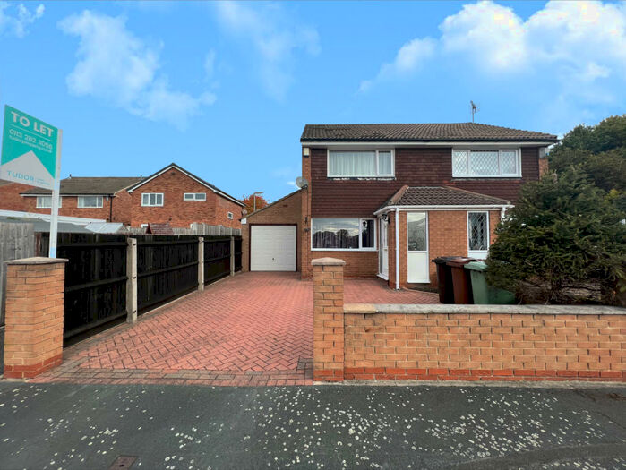 2 Bedroom Semi-Detached House To Rent In Athlone Rise, Garforth, LS25