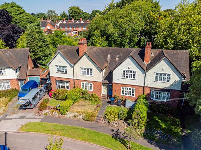 3 Bedroom House For Sale In The Circle, Harborne, Birmingham, B17