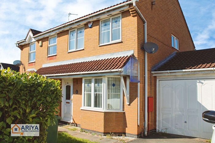 3 Bedroom Semi Detached House To Rent In Burchnall Road, Thorpe Astley, Leicester, LE3