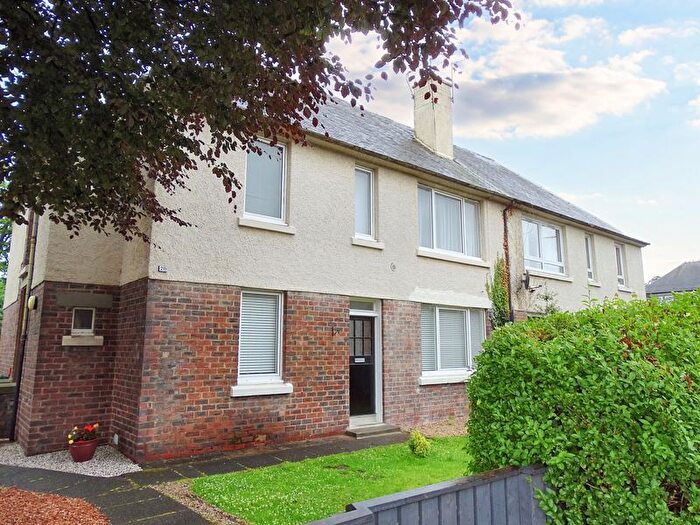 2 Bedroom Flat For Sale In Smithfield Loan, Alloa, FK10