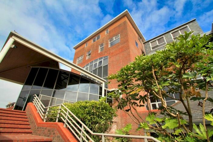 1 Bedroom Flat To Rent In Ladymead, Guildford, GU1