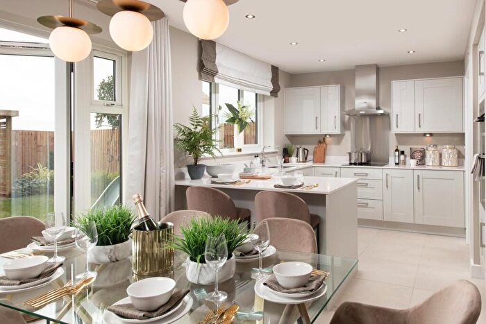 4 Bedroom Detached House For Sale In Off North Road, Stevenage, SG1