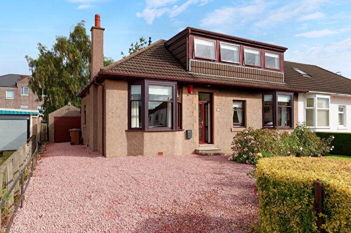 5 Bedroom Bungalow For Sale In Wedderlea Drive, Glasgow, G52