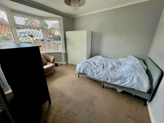 Property To Rent In Alborn Crescent, Kings Norton, B38