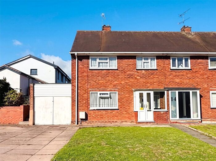 3 Bedroom Semi Detached House For Sale In Eastcroft Road, Penn, Wolverhampton, West Midlands, WV4