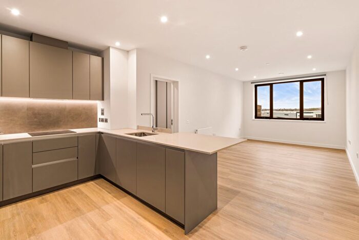 1 Bedroom Flat To Rent In Greenford, UB6