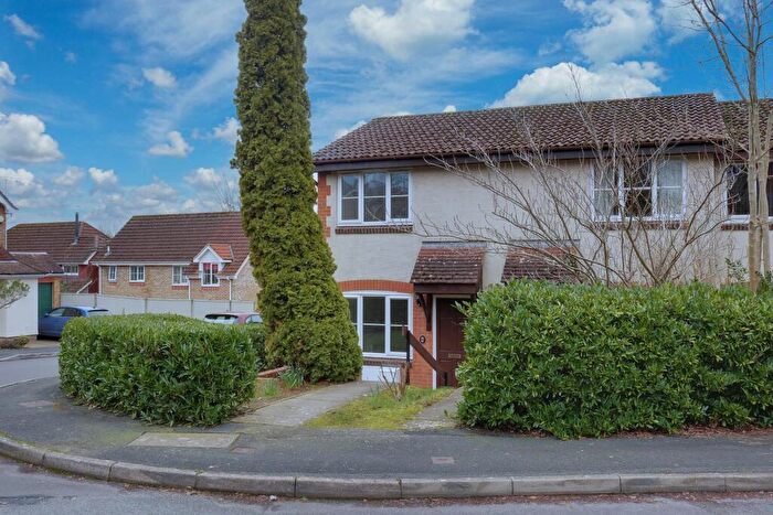 2 Bedroom End Of Terrace House For Sale In Romsey, SO51