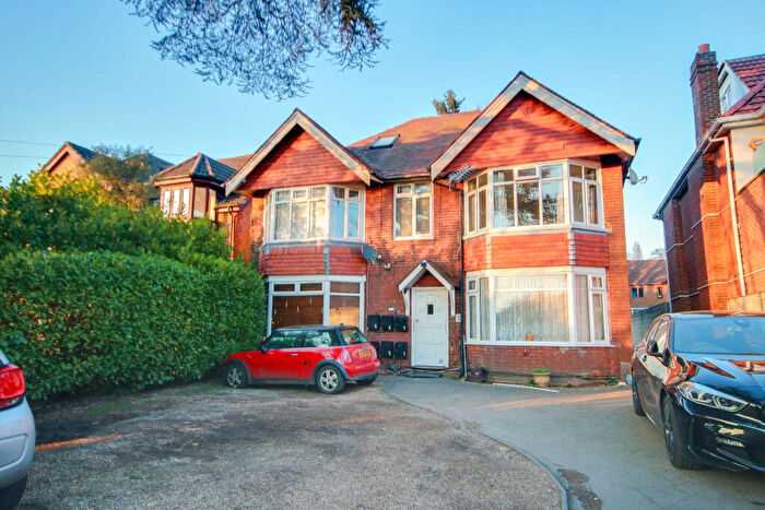 1 Bedroom Flat For Sale In Bitterne Park! No Chain! Low Charges! Modern Kitchen!, SO18